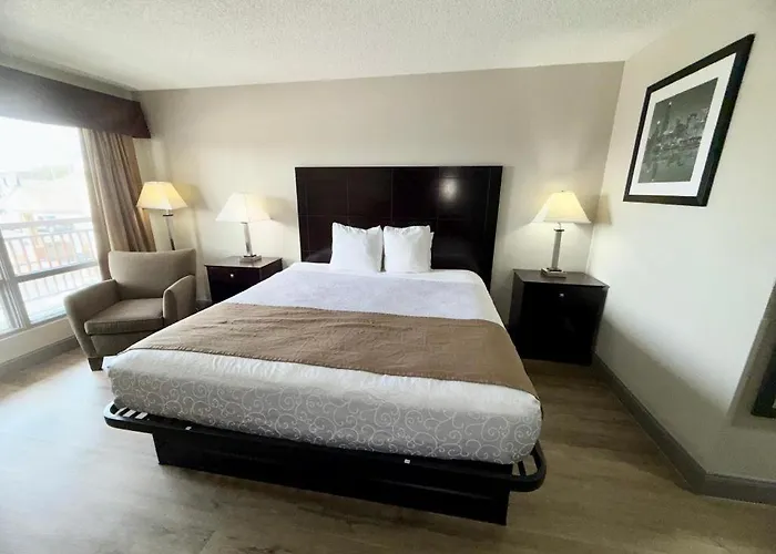 Days By Wyndham St. Charles Il Hotel